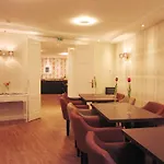 Hotel Rewari 3*