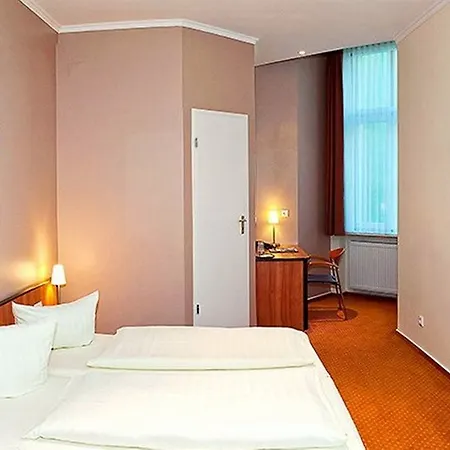 Szálloda Rewari 3*
