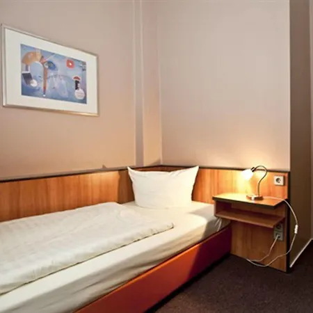 Rewari 3* Berlin