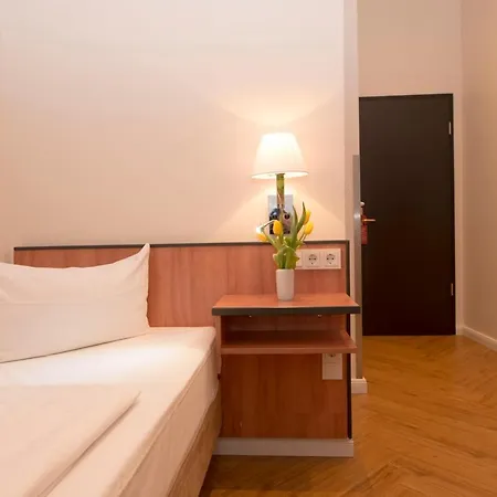 Rewari מלון ברלין