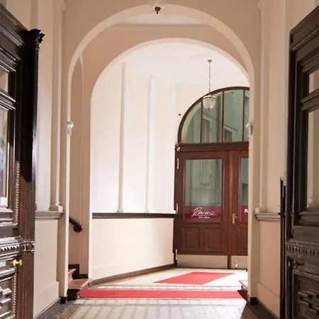 Rewari 3* ברלין