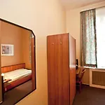 Rewari 3* Berlin