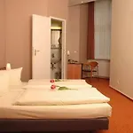 Rewari Otel 3*