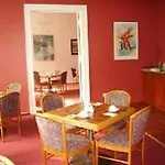 Rewari Otel