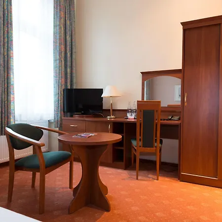 Rewari 3* Berlin