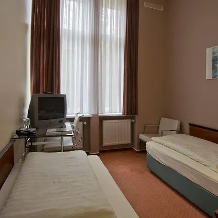 Hotel Rewari 3*